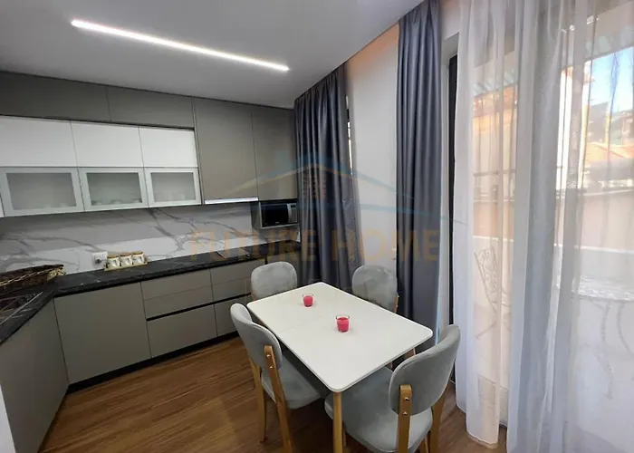 Arkle 6 * Tirana